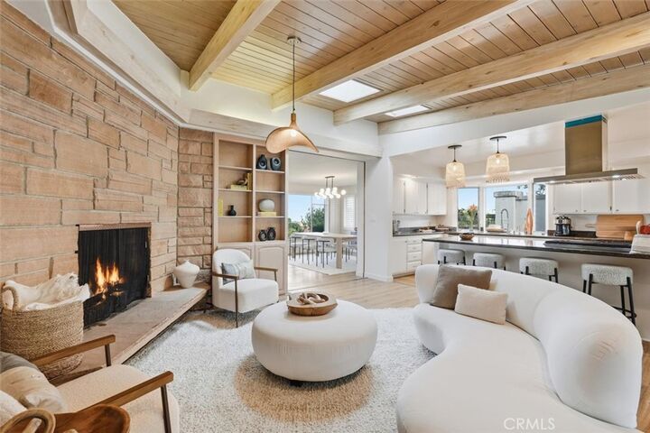 Property Photo:  760 Via Del Monte  CA 90274 