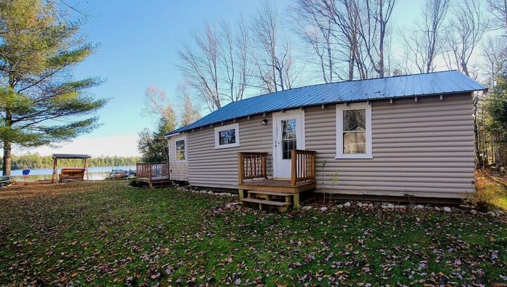 Property Photo:  10 Wood Duck Way  ME 04462 