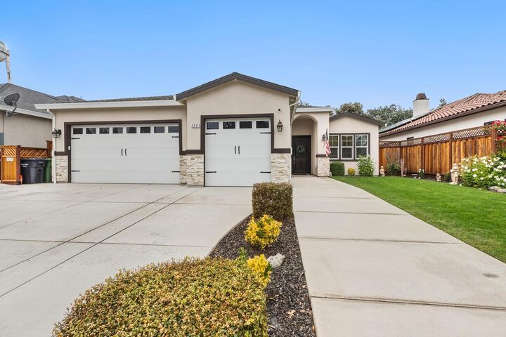 Property Photo:  2861 Pebblebrooke Court  CA 95377