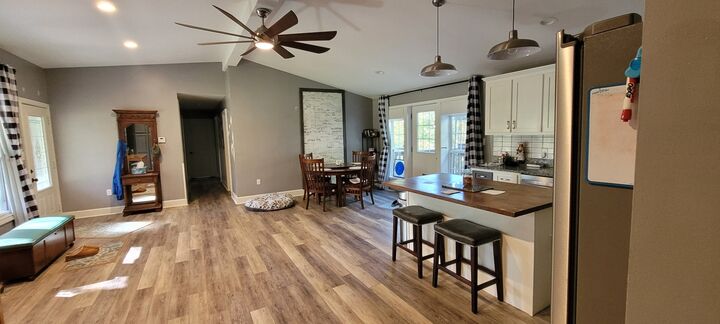 Property Photo:  408 Sandy Rd  TN 37058