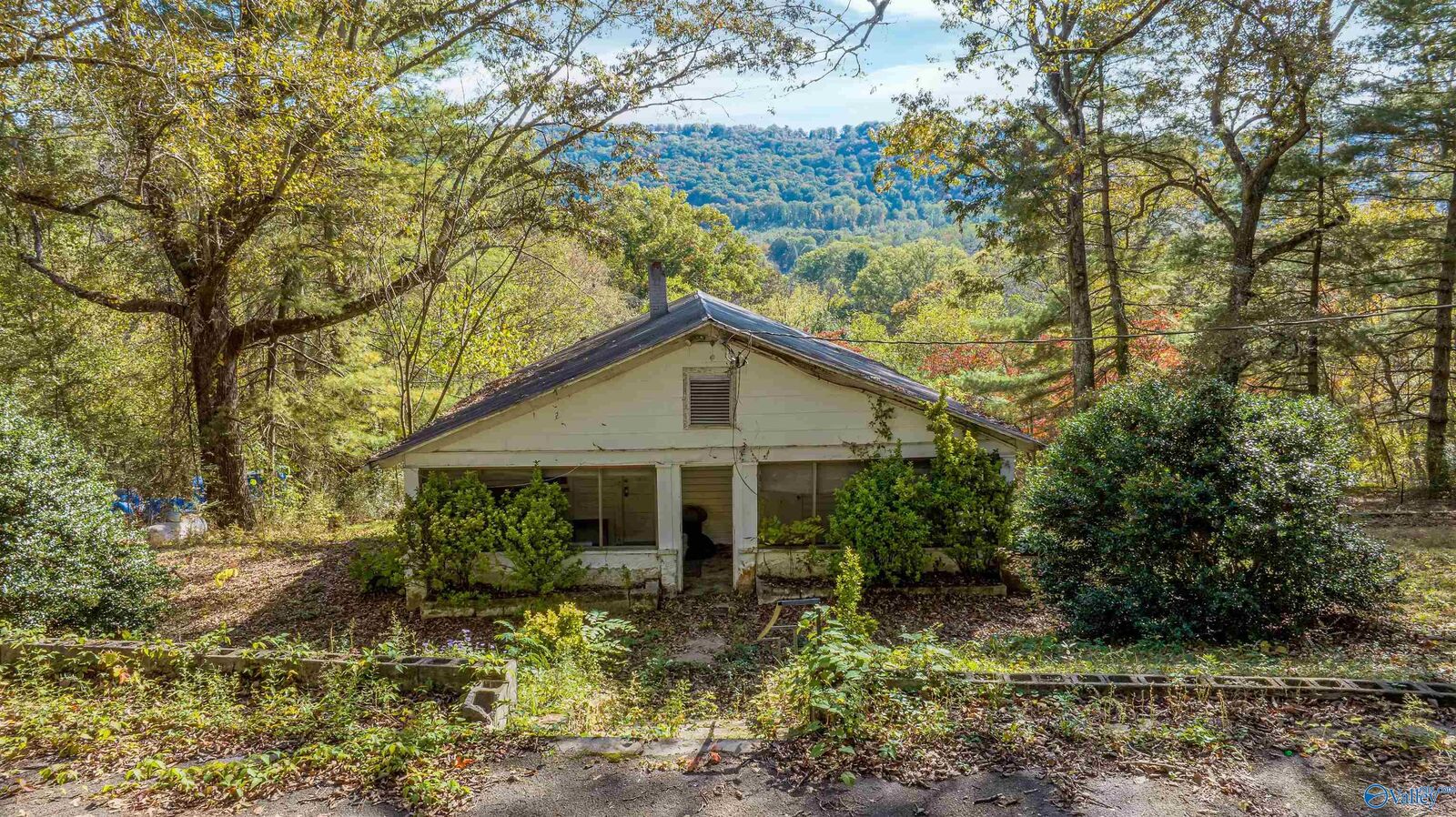 Property Photo:  76 High Avenue  AL 35989