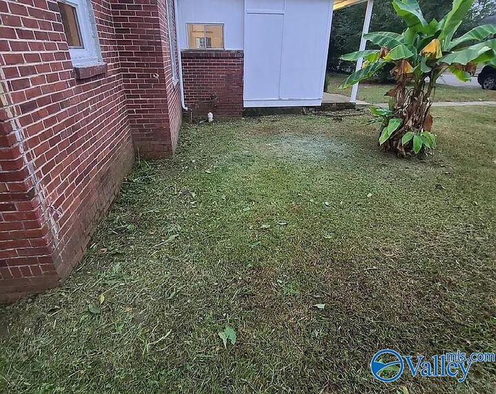 Property Photo:  913 Brookside Drive  AL 35901