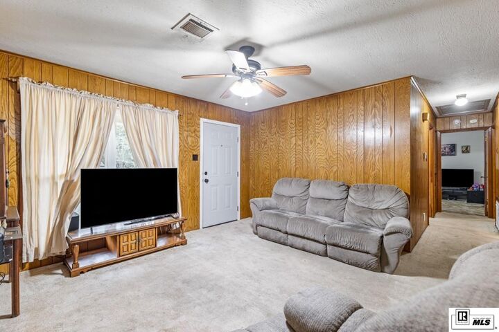 Property Photo:  212 Paula Drive  LA 71291