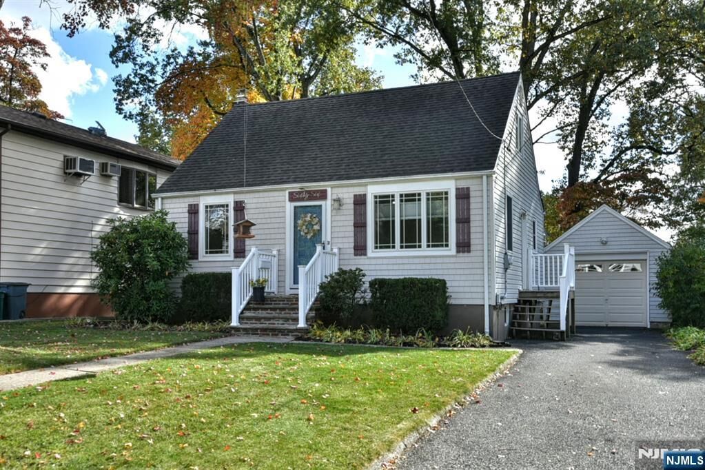Property Photo:  66 Waldwick Avenue  NJ 07463