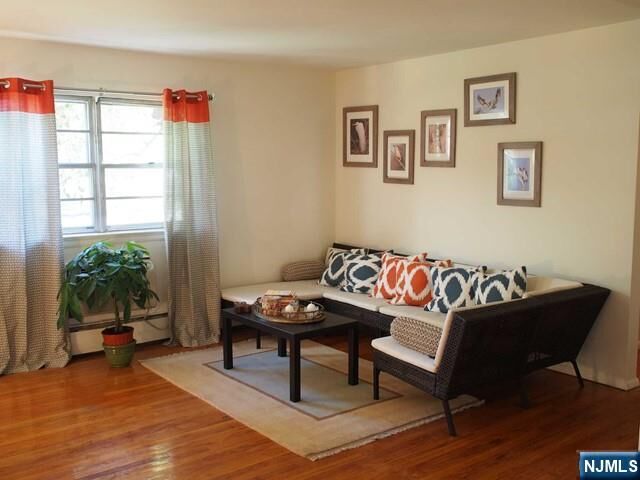 Property Photo:  380 Knickerbocker Road 2E  NJ 07628 