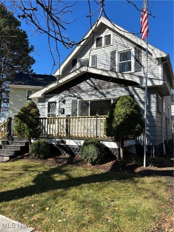 Property Photo:  1350 Edanola Avenue  OH 44107