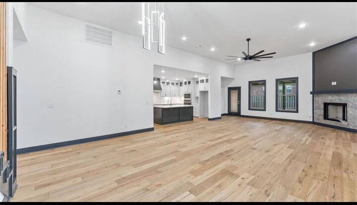 Property Photo: 6909 SW Basswood Avenue AR 72713