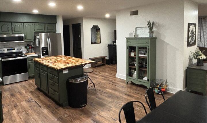 Property Photo:  156 Amberwood Lane  AR 72653 