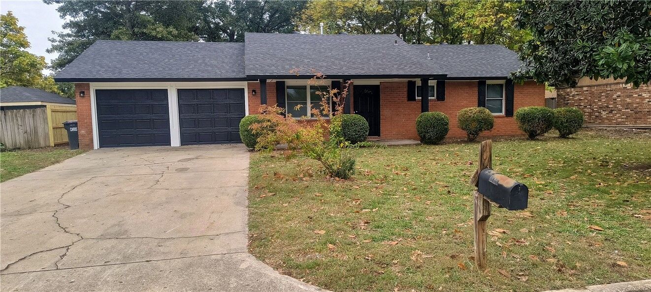 Property Photo:  2403 Trudi Place  AR 72762