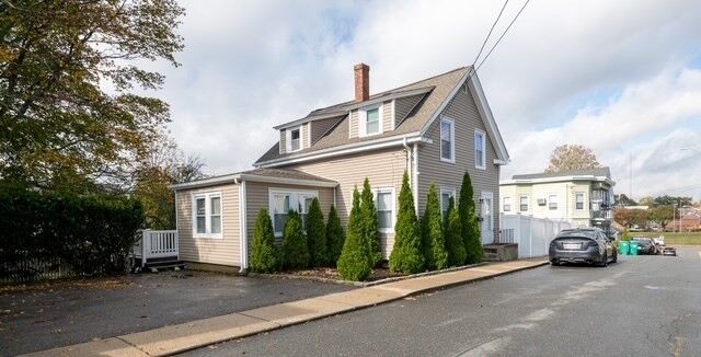 Property Photo:  46 Wardwell Ave  MA 01902 