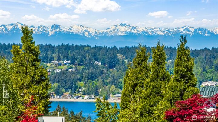 Property Photo: 12221 58th Avenue WA 98332