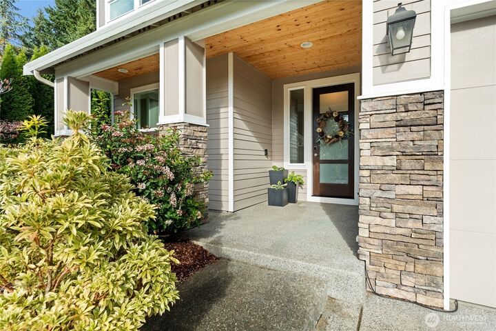 3719  Fox Court  Gig Harbor WA 98335 photo