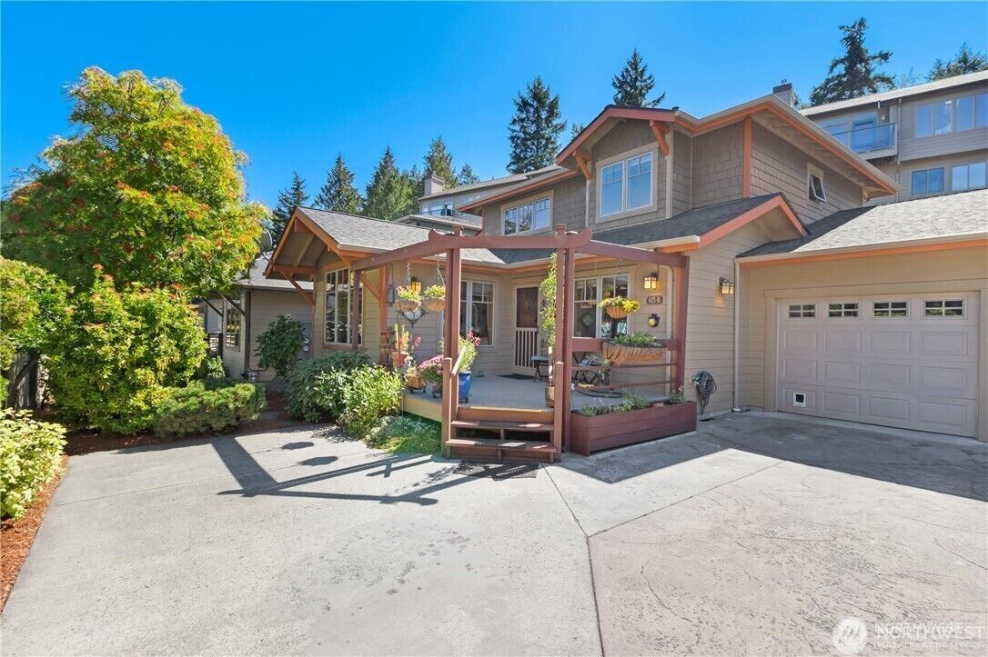 Property Photo:  615  Harrison Street B  WA 98250