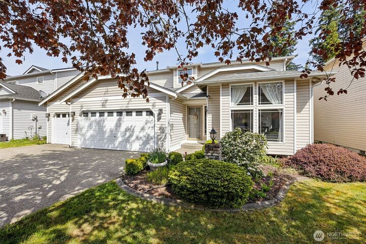 Property Photo:  16911  118th Avenue Ct E  WA 98374