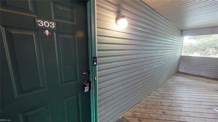 Property Photo:  3955 Palomino Dr 303  VA 23606 