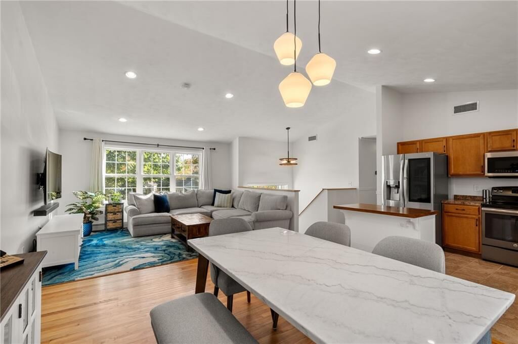 Property Photo: 5 Meadow Court RI 02917