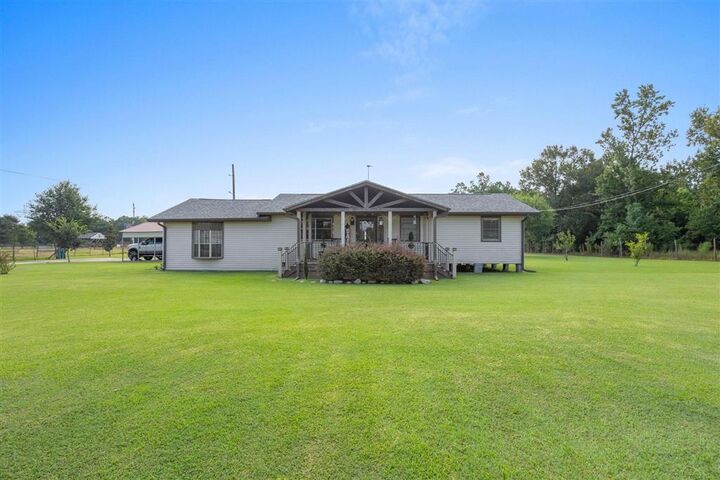 Property Photo:  1576 Georgia Rd Road  LA 70611