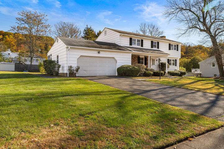 Property Photo: 64 Rolling Ridge Road CT 06518