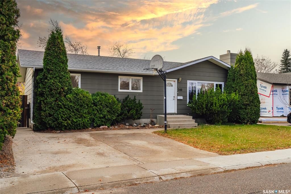 Property Photo: 243 Roborecki Crescent SK S7K 5L1