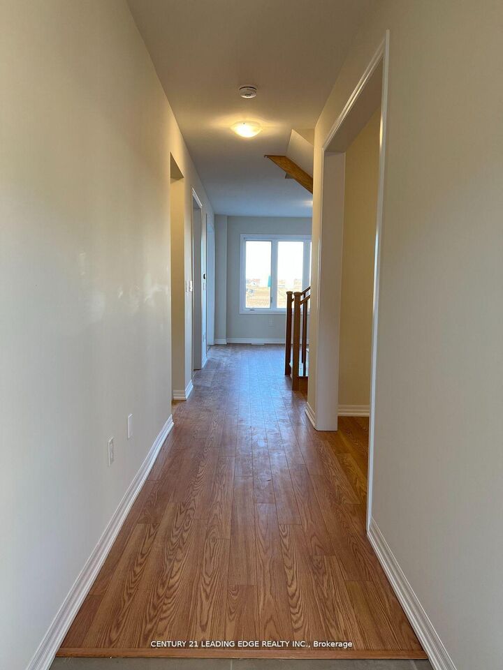 Property Photo: 42 Ed Ewert Avenue ON L1B 0W9