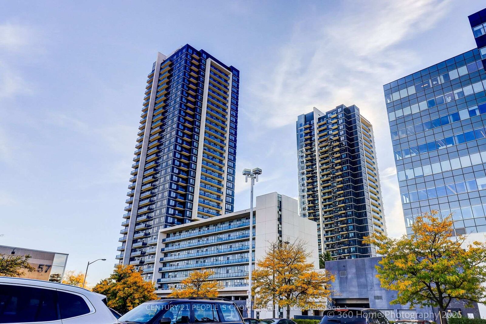 Photo de la propriété: 3700 Highway 7 Highway 1104 ON L4L 0G8