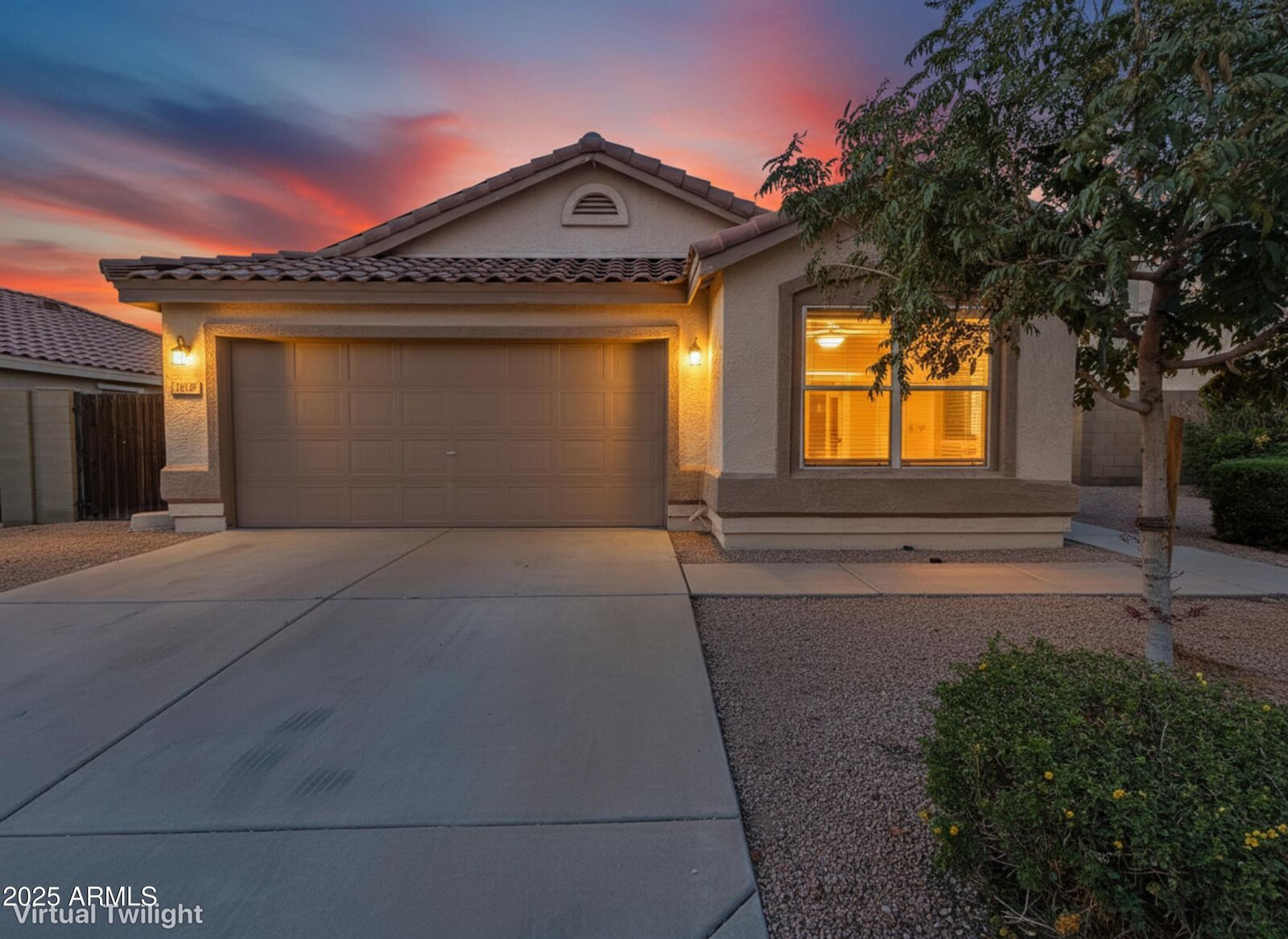 Property Photo:  1042 S Clancy Circle  AZ 85208