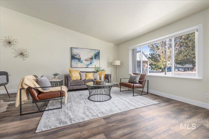 Property Photo:  1147 S Abbey Circle  ID 83705 