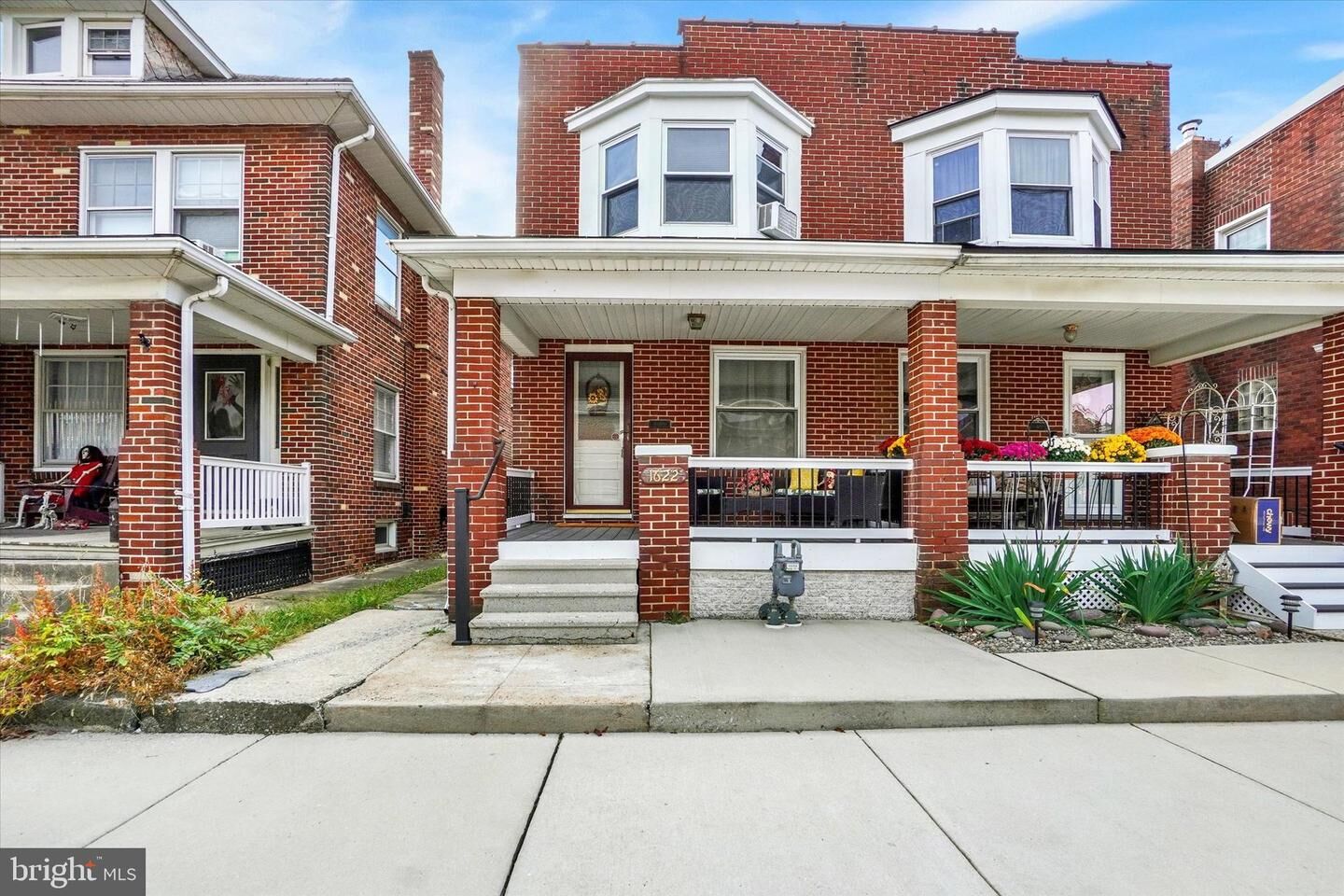 Property Photo:  1622 W Philadelphia Street  PA 17404