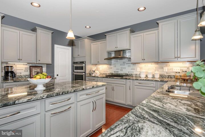 Property Photo:  315 Nottingham Lane  MD 21658 