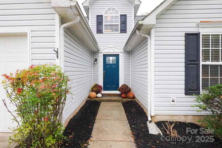 Property Photo: 2770 Thistle Brook Drive NC 28027