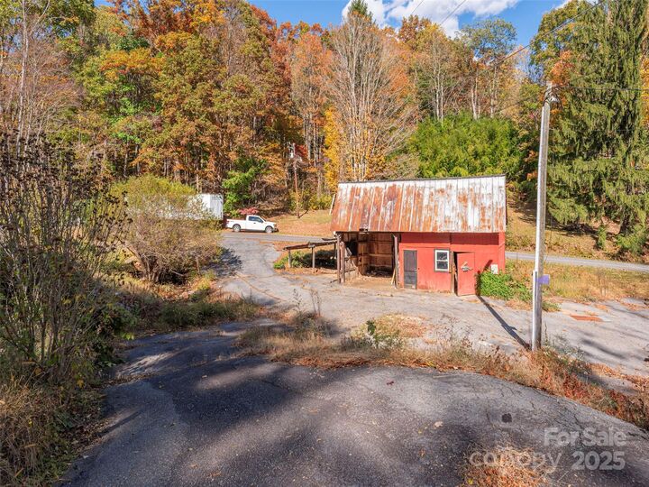 Property Photo:  5 &Amp 19 Conner Ridge Road  NC 28786