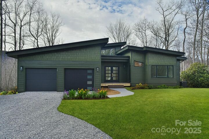 80 Sharon Road  Fairview NC 28730 photo