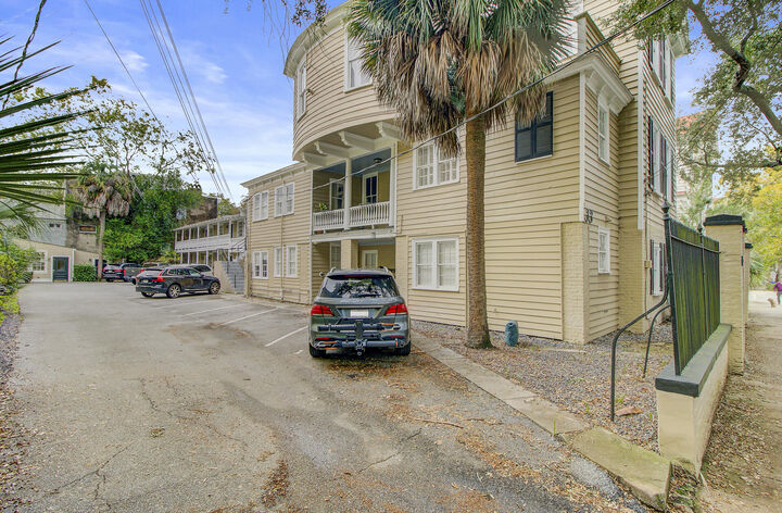 Property Photo: 33 Pitt Street # 7 SC 29401