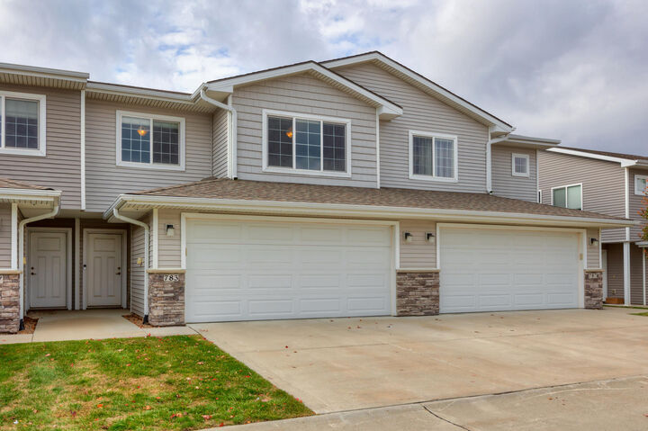 Property Photo:  783 NE Macey Way  IA 50263 