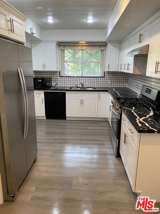 1712 Benedict Canyon Dr  Beverly Hills CA 90210 photo