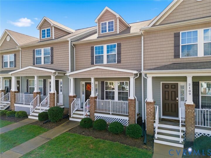 Property Photo: 2107 Chaucer Court VA 23009