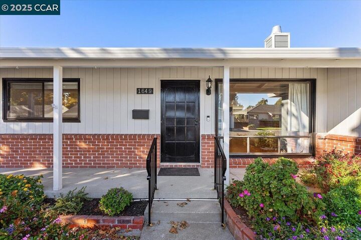 Property Photo: 1649 Via Tovita CA 94580