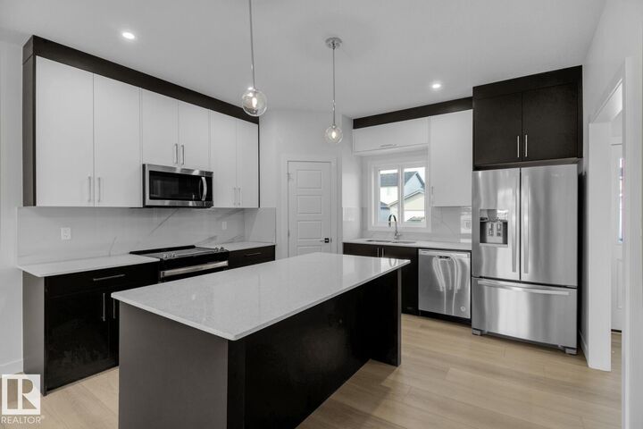 Property Photo:  82 Wyatt Ridge Upper  AB T8L 0Y3 