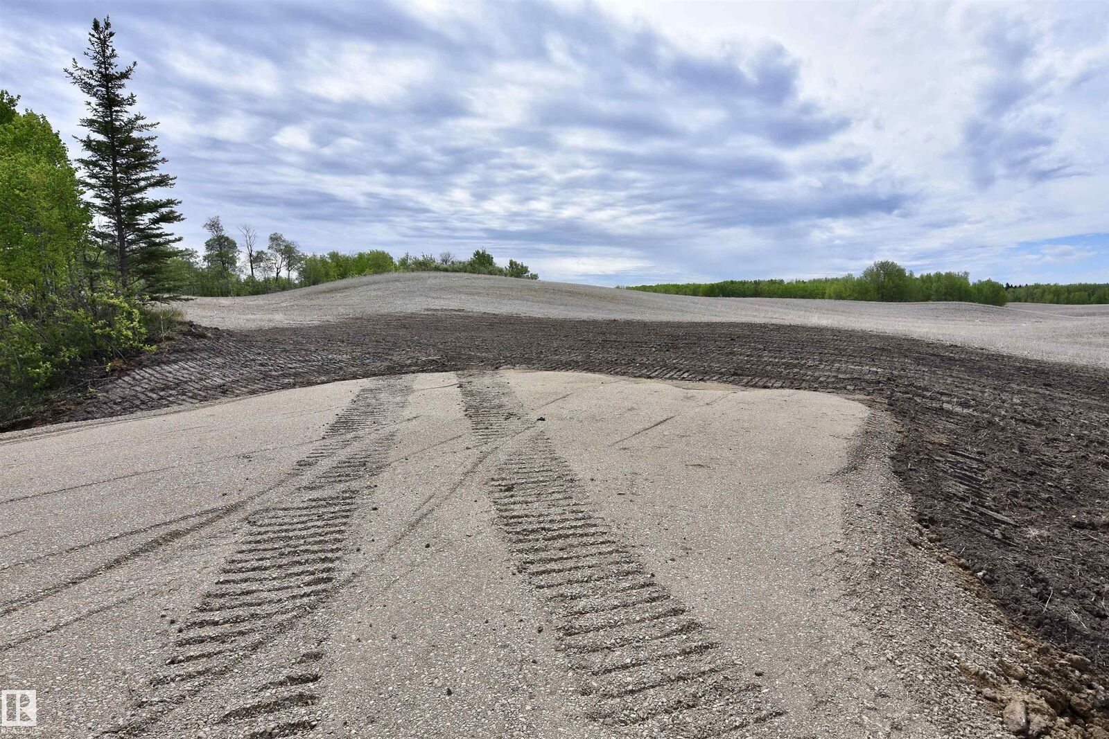 Property Photo:  RR 84U Twp Rd 563  AB T0A 3A0 