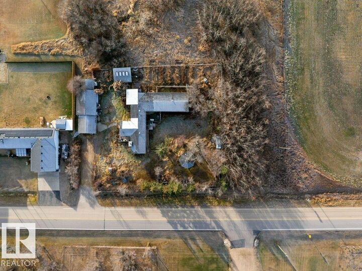 26500 Hwy 44 319  Riviere Qui Barre AB T0G 1Y0 photo