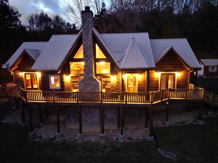 Property Photo:  2288 Mountain View Ln  WV 24983 