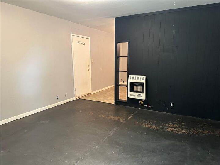 Property Photo: 1425 Irving Street KS 67301