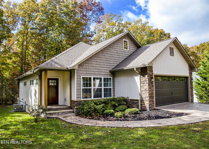 Property Photo: 15 Hickory Cove Lane TN 38558