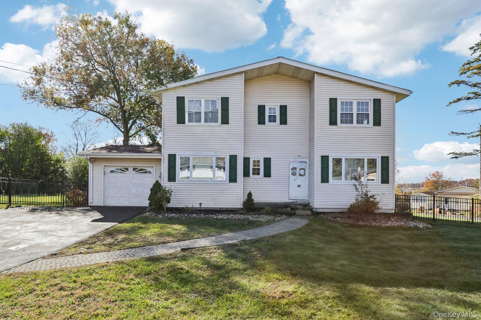 Property Photo: 13 Wedgewood Drive NY 10924