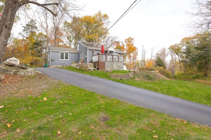 Property Photo:  85 W Hook Road  NY 12533