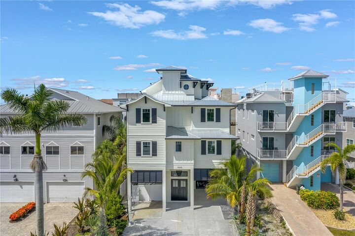 646 Calle Del Otono  Sarasota FL 34242 photo