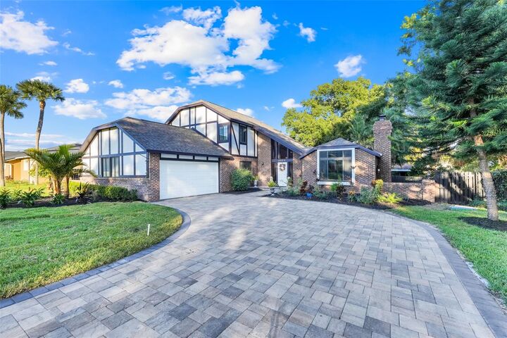 Property Photo:  6809 Parson Brown Drive  FL 32819 