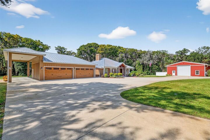 Property Photo:  6200 Kentucky Avenue  FL 34748