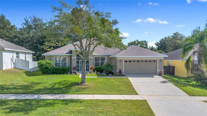 Property Photo:  144 Lombard Circle  FL 34711 