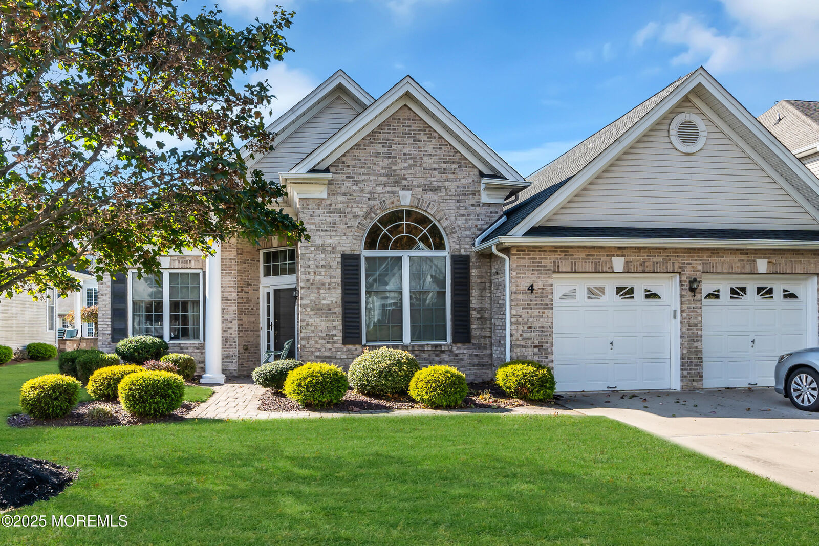 Property Photo:  4 Exeter Drive  NJ 07728 